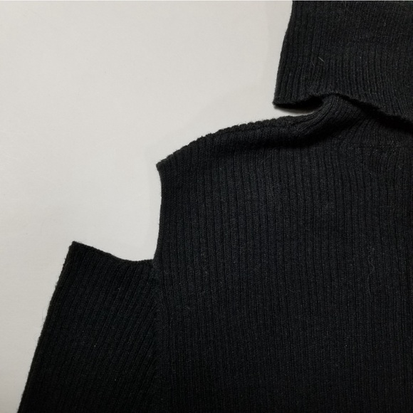 Athleta Cold Shoulder Turtleneck Sweater - Picture 3 of 9